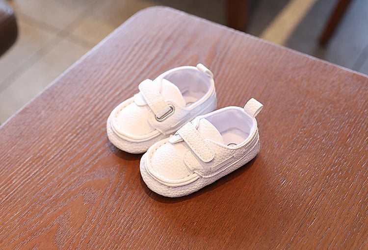 Off-White Baby Moccasins with Velcro
